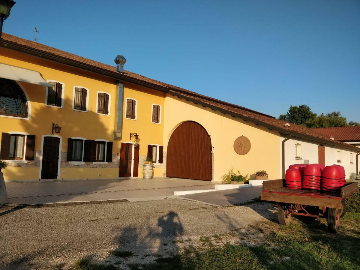 Agriturismo Gazza Ladra Villa Noventa di Piave Luaran gambar